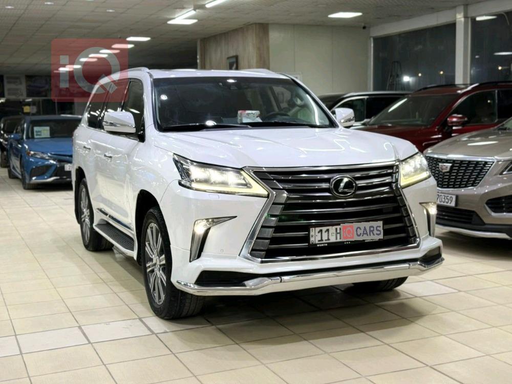 Lexus LX